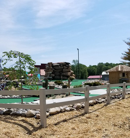 commercial fence for putt putt course