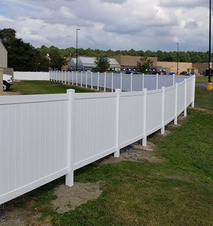 commercial fence made from vinyl/pvc