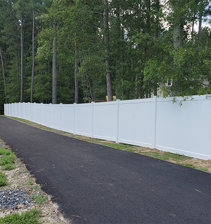 vinyl privacy fence